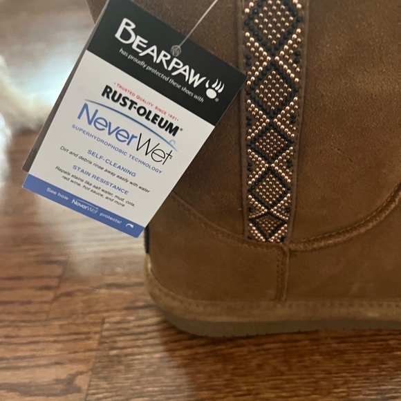 Bearpaw boots - Picture 2 of 4